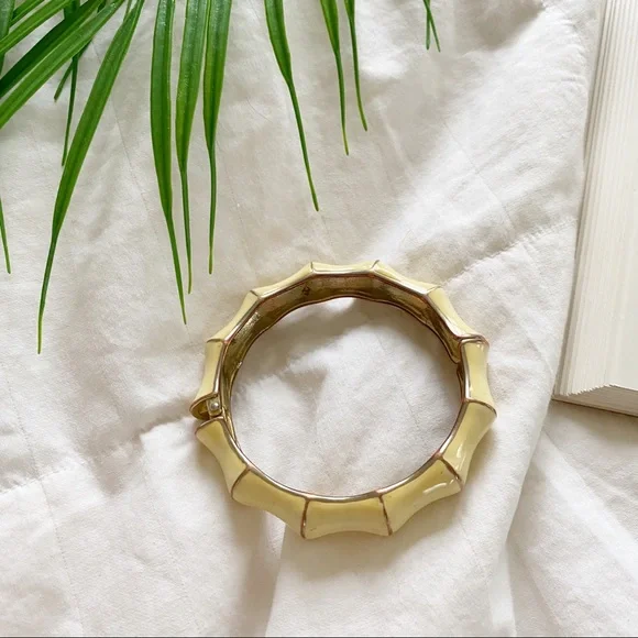 Custard and Gold Vintage Inspired Bangle Bracelet - Picture 2 of 5